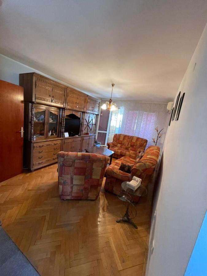 D&N Apartman Bar Bagian luar foto